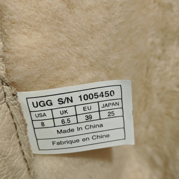 Ugh women's Rosen black size 8 - Picture 3 of 5